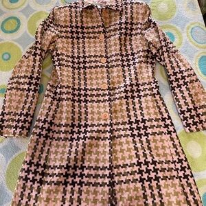 Peter Nygard Pink Houndstooth Size 8 Long Jacket